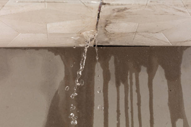 Professional Sewage Cleanup technician working in North Hampton, NH